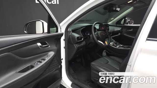 Hyundai Santafe 2022 — photo 13