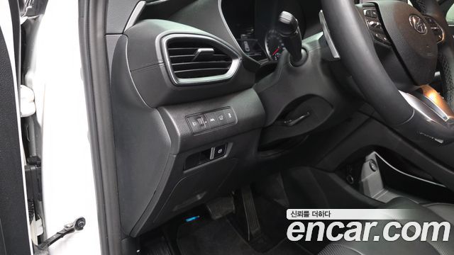 Hyundai Santafe 2022 — photo 19
