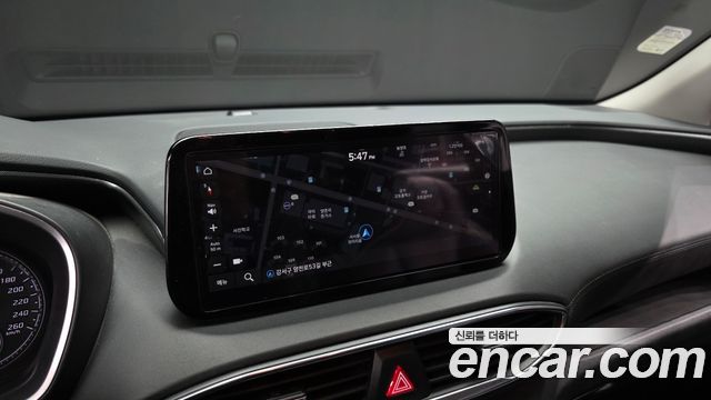 Hyundai Santafe 2022 — photo 21