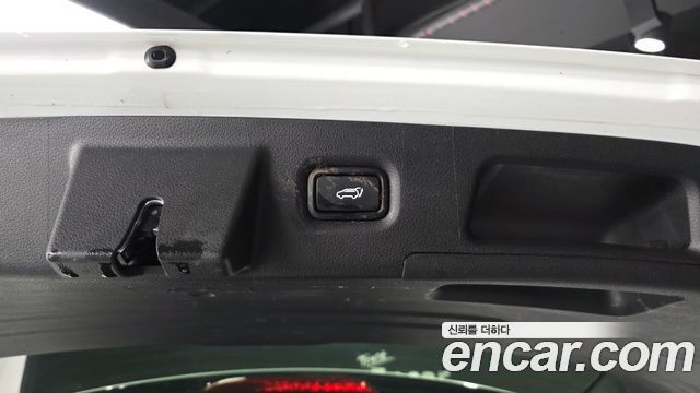 Hyundai Santafe 2022 — photo 26