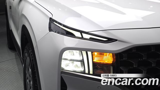 Hyundai Santafe 2022 — photo 8