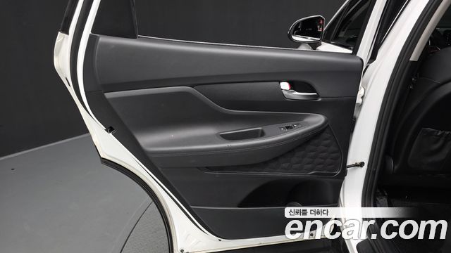 Hyundai Santafe 2022 — photo 15