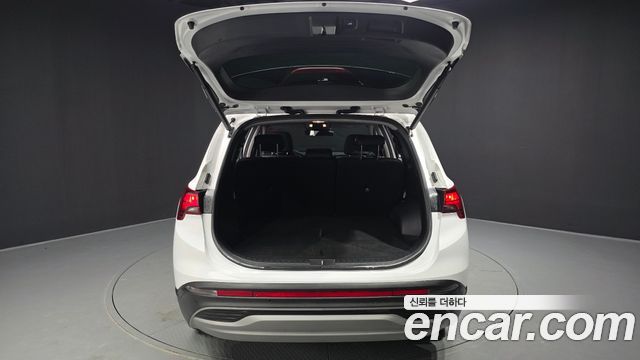 Hyundai Santafe 2022 — photo 32
