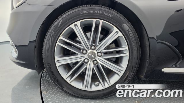 Genesis G80 2017 — photo 5