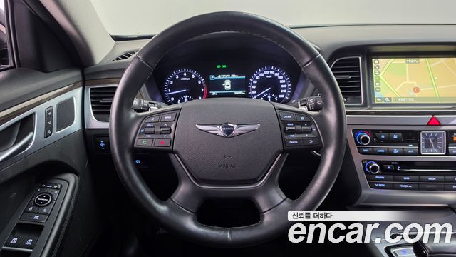 Genesis G80 2017 — photo 15