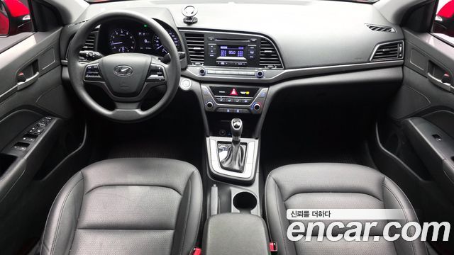 Hyundai AVANTE 2017 — photo 7
