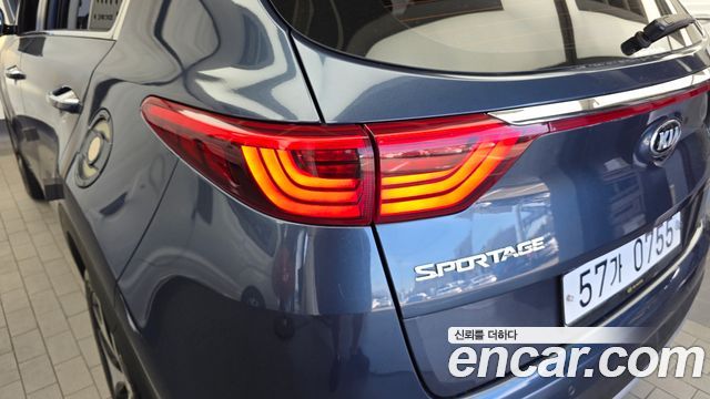 Kia Sportage 2016 — photo 9