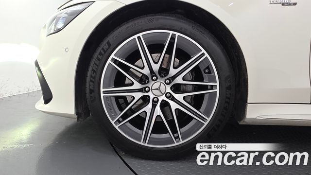 Mercedes-Benz AMG GT 2022 — photo 5