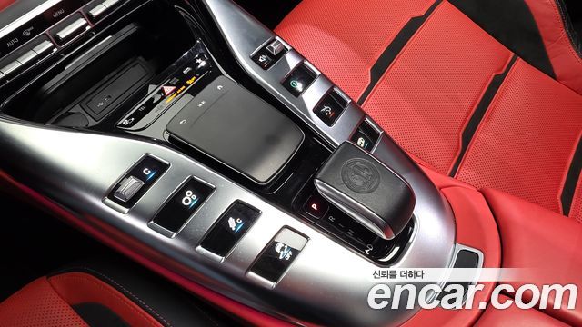 Mercedes-Benz AMG GT 2022 — photo 9
