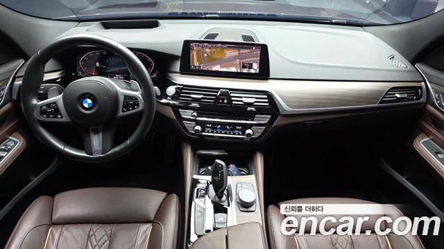 BMW Gran Turismo 2020 — photo 7