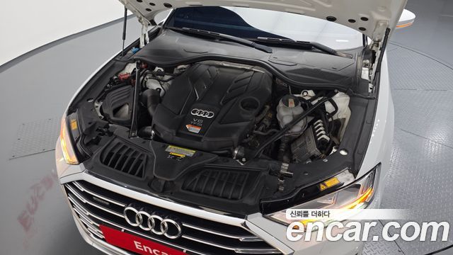 Audi A8 2020 — photo 6