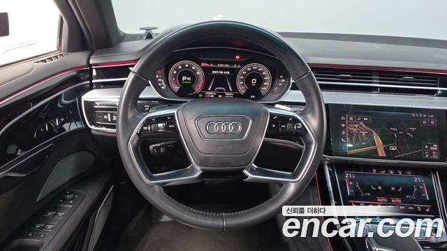Audi A8 2020 — photo 21