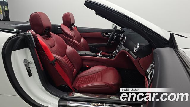 Mercedes-Benz SL-Class 2019 — photo 13