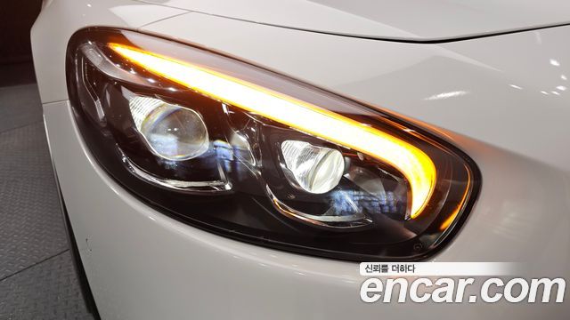 Mercedes-Benz SL-Class 2019 — photo 8