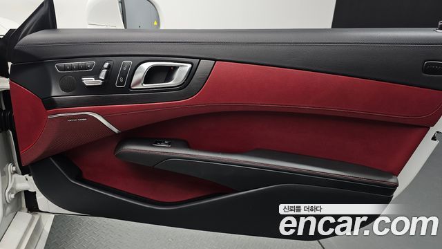 Mercedes-Benz SL-Class 2019 — photo 15