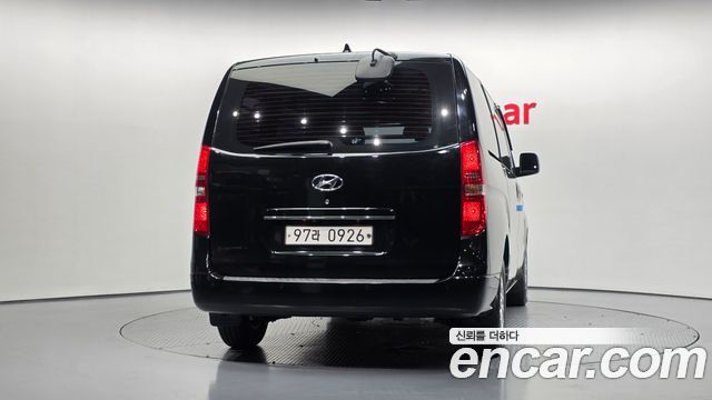 Hyundai Starex 2019 — photo 4