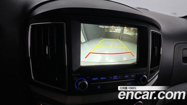 Hyundai Starex 2019 — photo 15