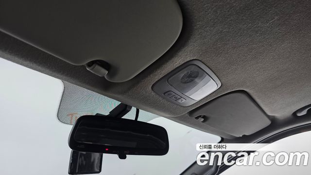 Hyundai Starex 2019 — photo 19