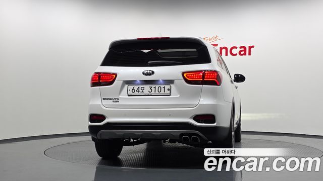 Kia Sorento 2018 — photo 4