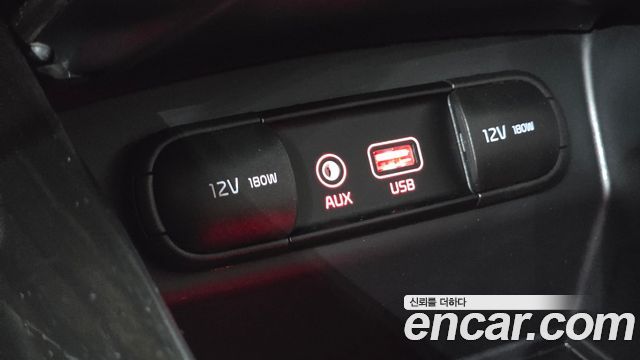 Kia Sorento 2018 — photo 19