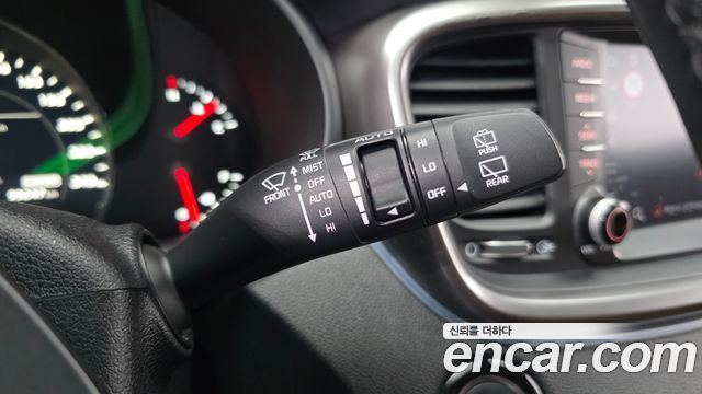 Kia Sorento 2018 — photo 29