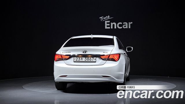 Hyundai Sonata 2014 — photo 4