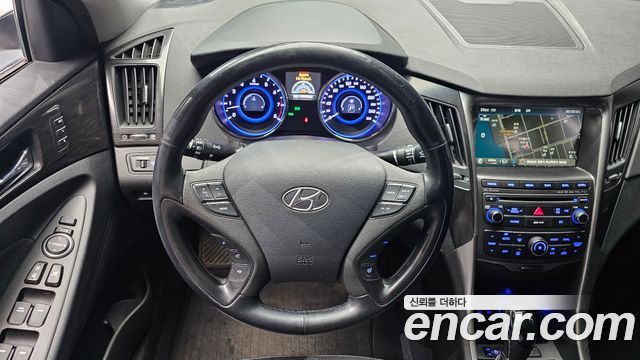 Hyundai Sonata 2014 — photo 13