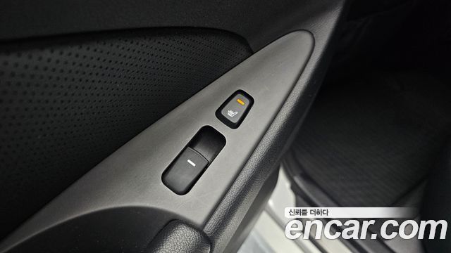 Hyundai Sonata 2014 — photo 19