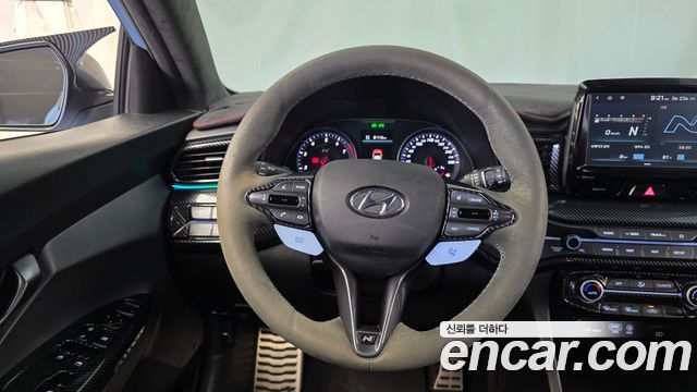 Hyundai Veloster 2019 — photo 13