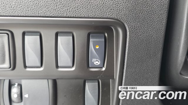 Renault Korea QM6 2023 — photo 18