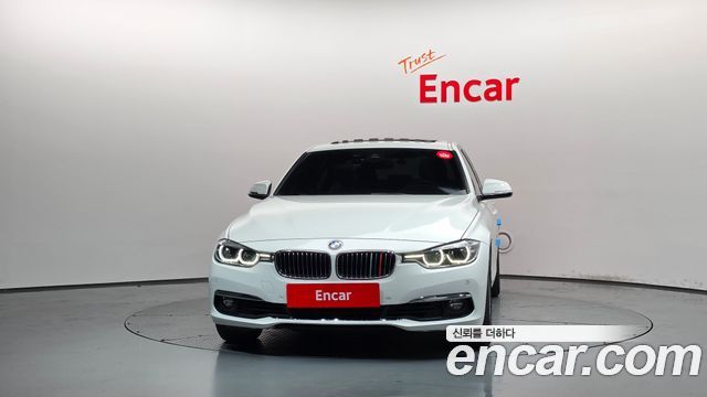 BMW 3-Series 2018 — photo 3