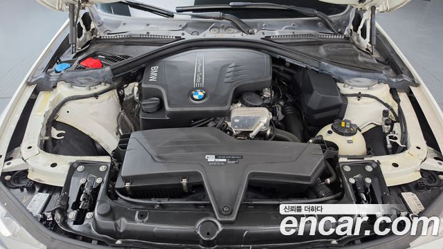 BMW 3-Series 2018 — photo 6
