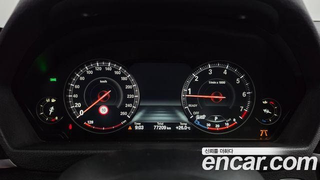 BMW 3-Series 2018 — photo 11