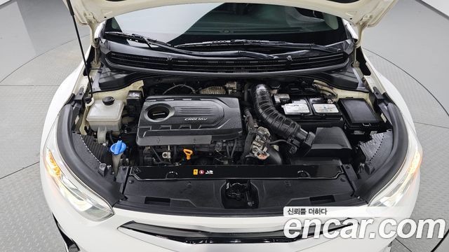 Kia Stonic 2018 — photo 6