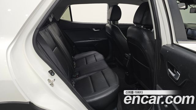 Kia Stonic 2018 — photo 18