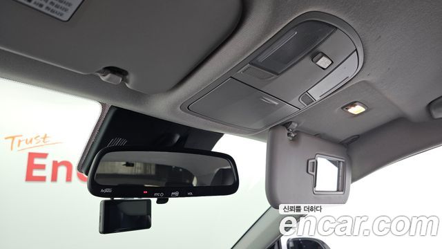 Kia Stonic 2018 — photo 25