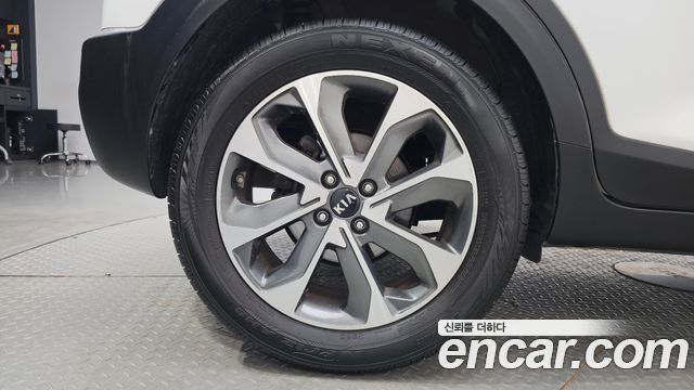 Kia Stonic 2018 — photo 7