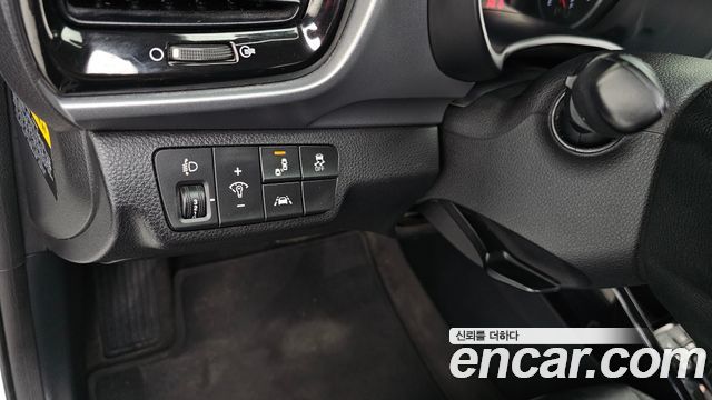 Kia Stonic 2018 — photo 27