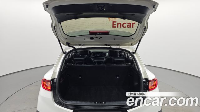 Kia Stonic 2018 — photo 30