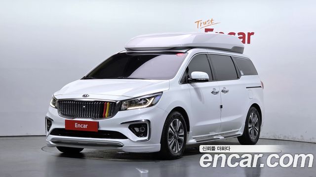 Kia Canival 2019 — photo 1