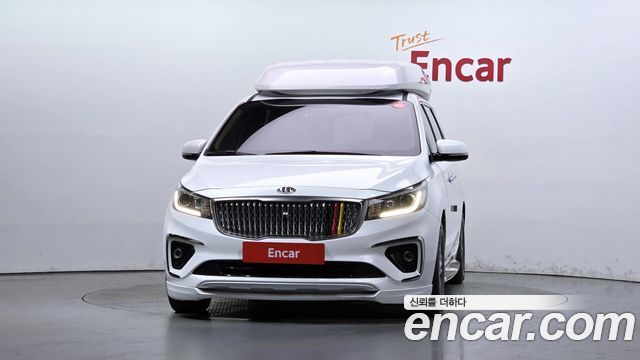 Kia Canival 2019 — photo 3