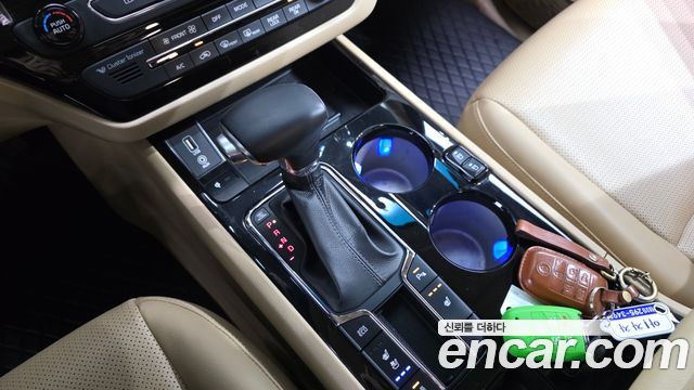 Kia Canival 2019 — photo 12