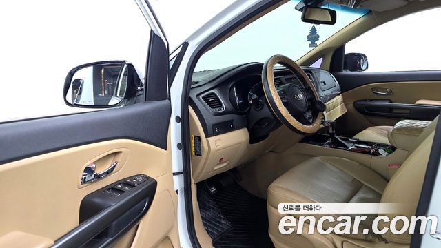 Kia Canival 2019 — photo 13