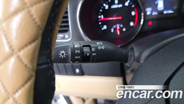 Kia Canival 2019 — photo 29