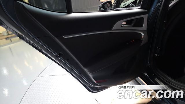 Genesis G70 2021 — photo 15