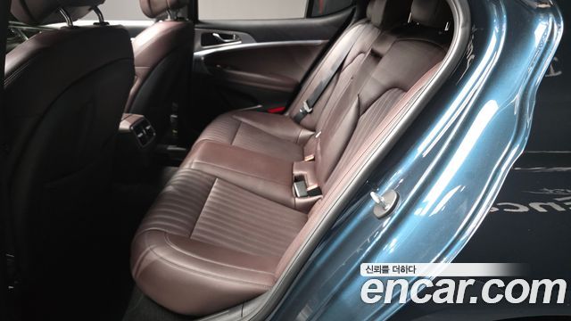 Genesis G70 2021 — photo 16