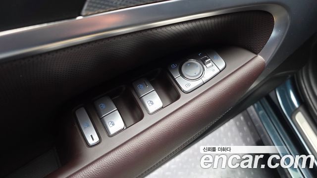 Genesis G70 2021 — photo 29