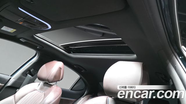 Genesis G70 2021 — photo 32