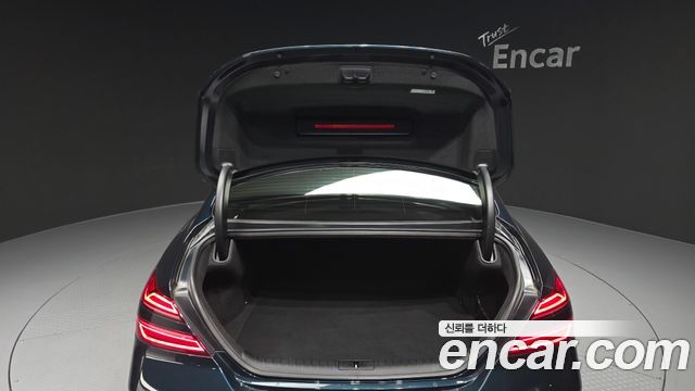 Genesis G70 2021 — photo 33