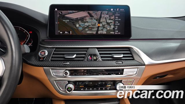 BMW 5-Series 2021 — photo 15